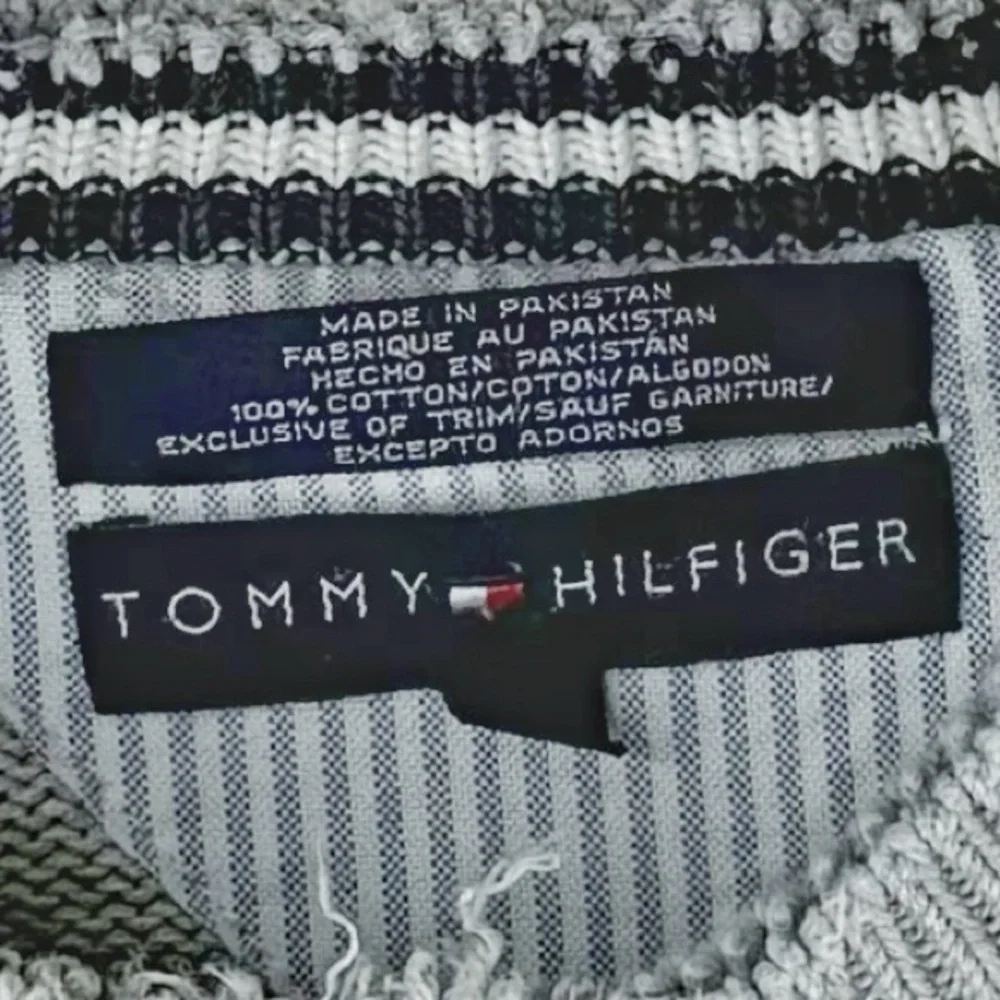 VINTAGE TOMMY HILFIGER Y2K Men's Designer Light Grey Crew Neck Sweater Size XL